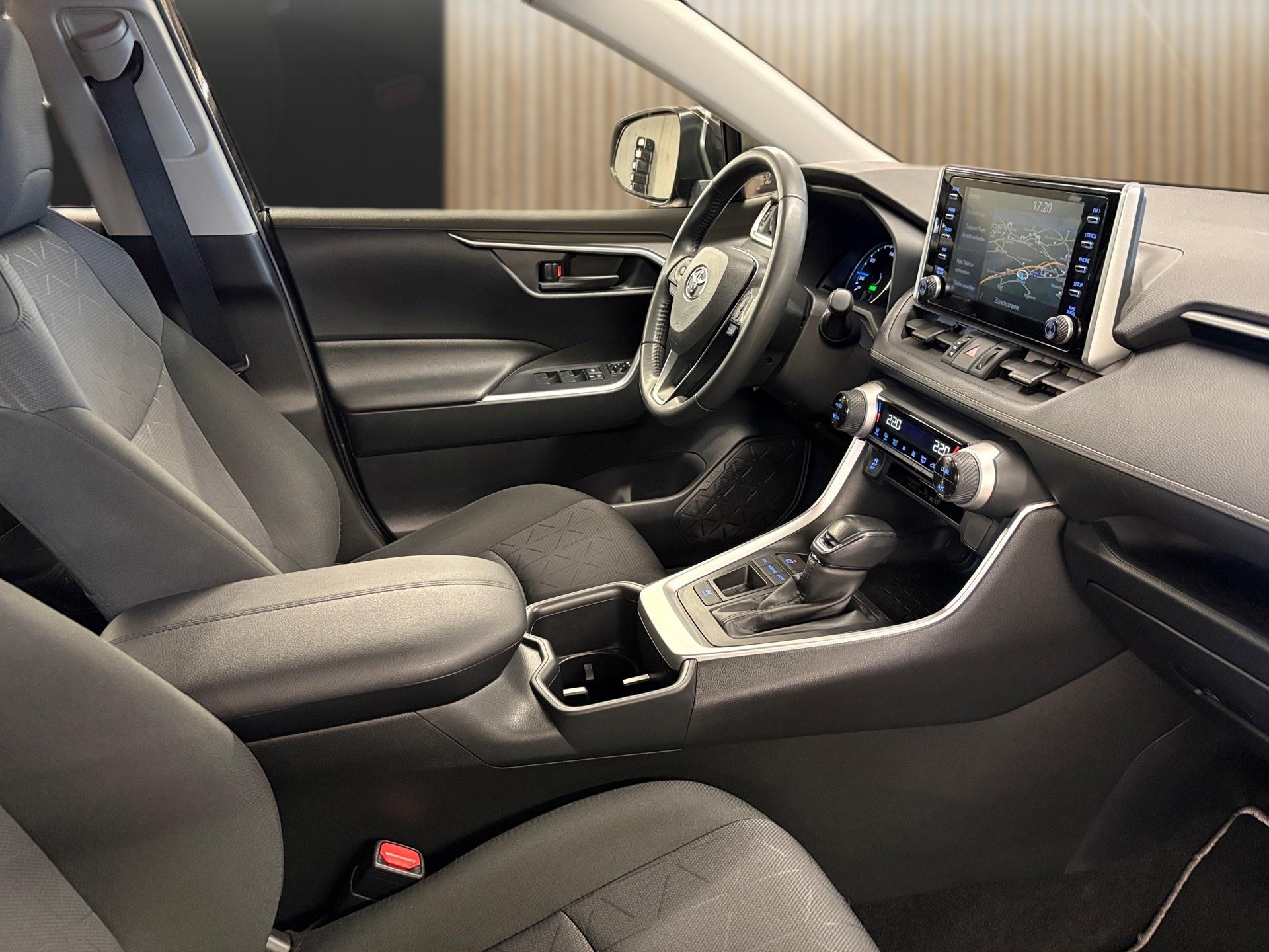 TOYOTA RAV-4 2.5 HSD Active e-CVT 2WD-image-15