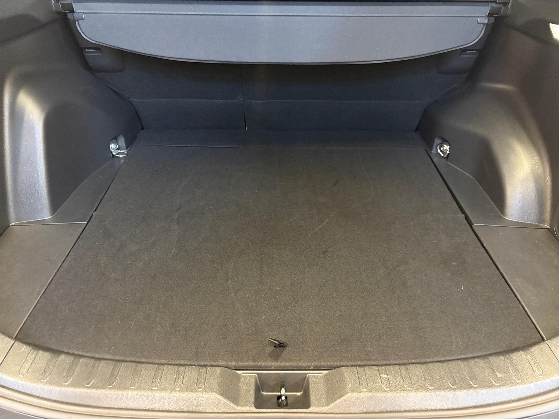 TOYOTA RAV-4 2.5 HSD Active e-CVT 2WD-image-14