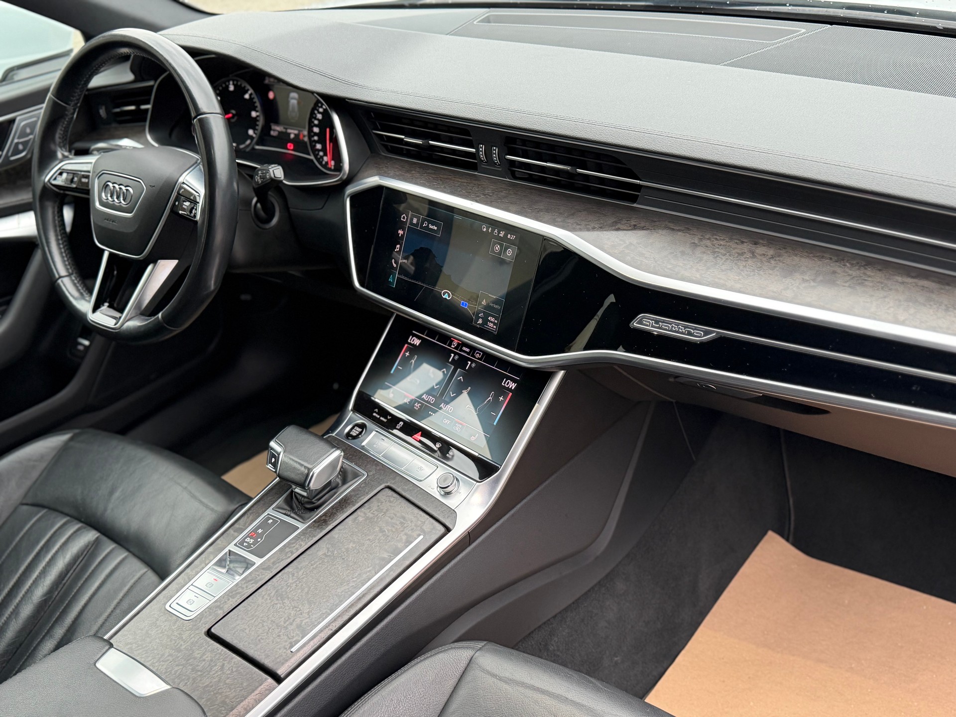 AUDI A6 Avant 40 TDI Design quattro S-tronic-image-14
