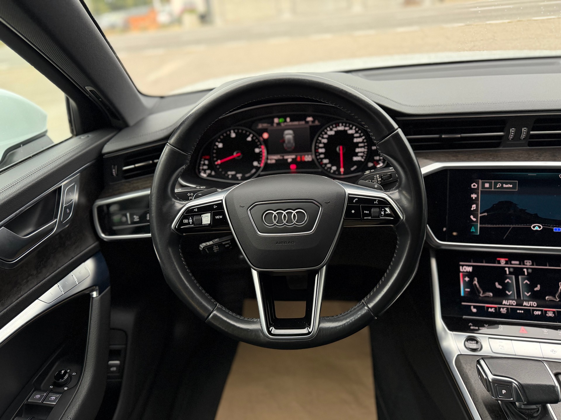 AUDI A6 Avant 40 TDI Design quattro S-tronic-image-15