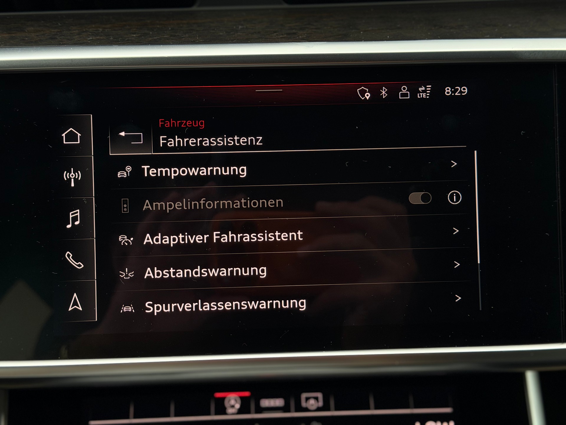 AUDI A6 Avant 40 TDI Design quattro S-tronic-image-19