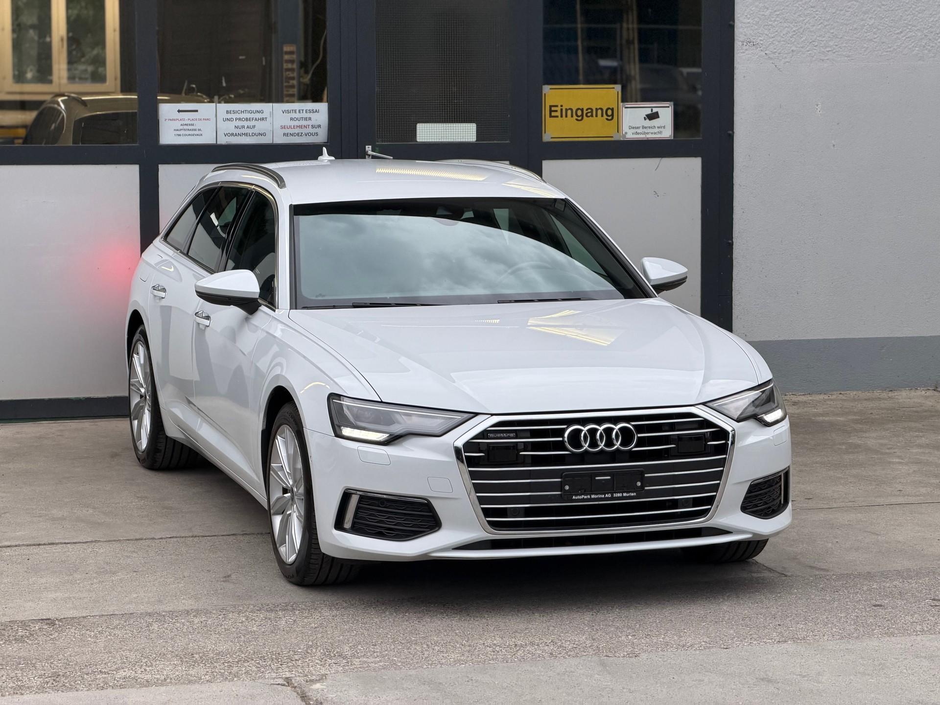 AUDI A6 Avant 40 TDI Design quattro S-tronic-image-3