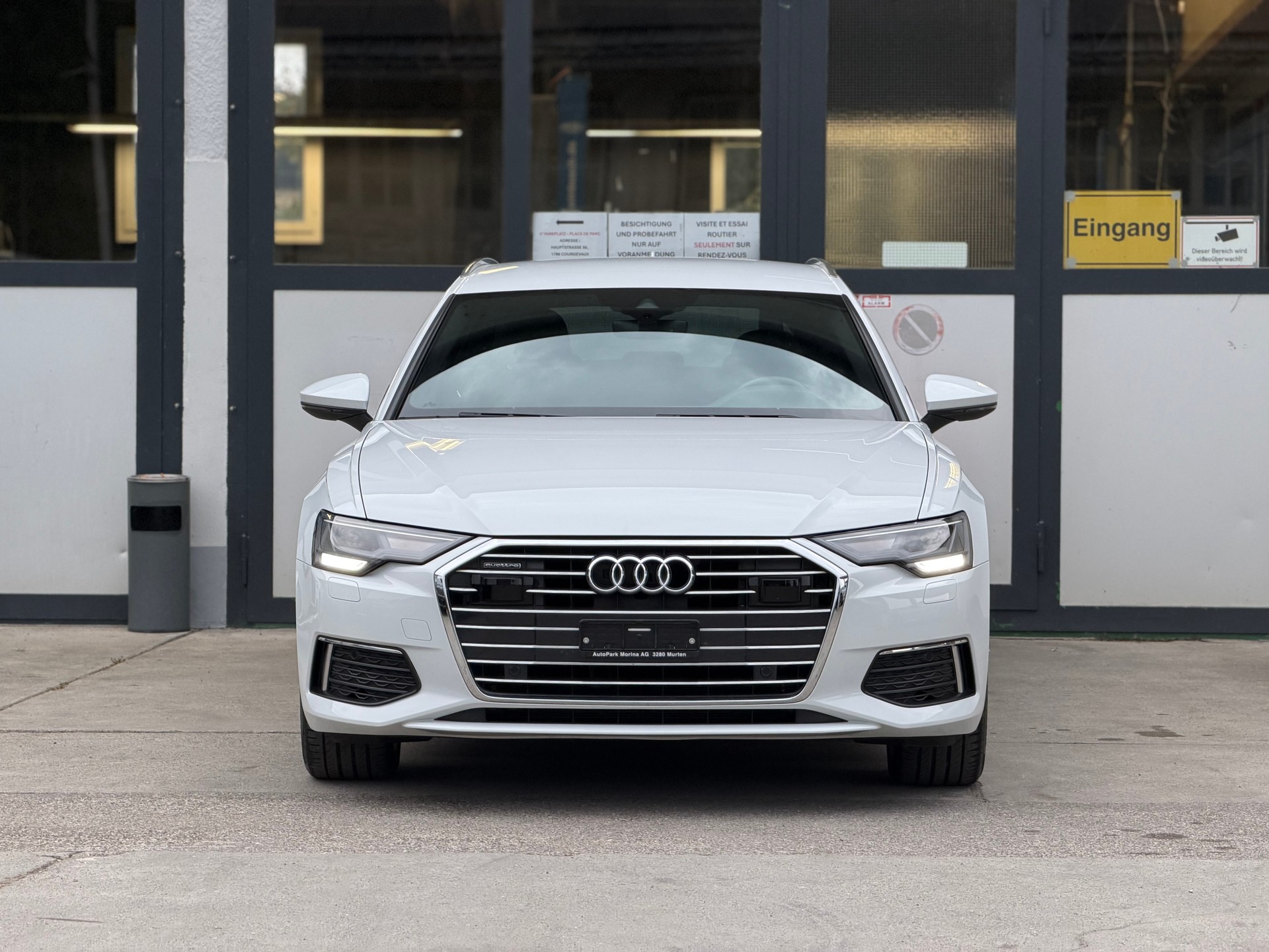 AUDI A6 Avant 40 TDI Design quattro S-tronic-image-2