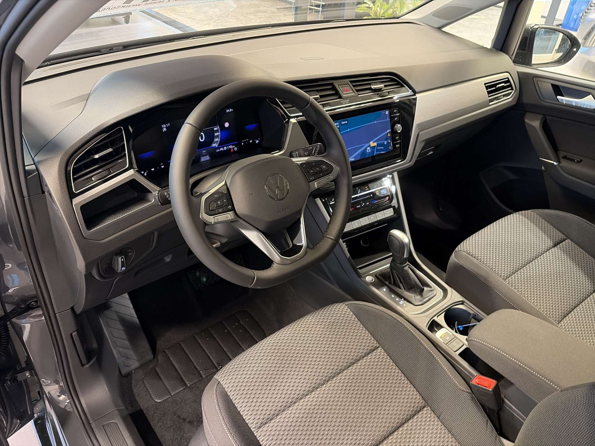 VW Touran 1.5 TSi EVO Comfortline Edition DSG-Automat 7-Plätzer-image-5