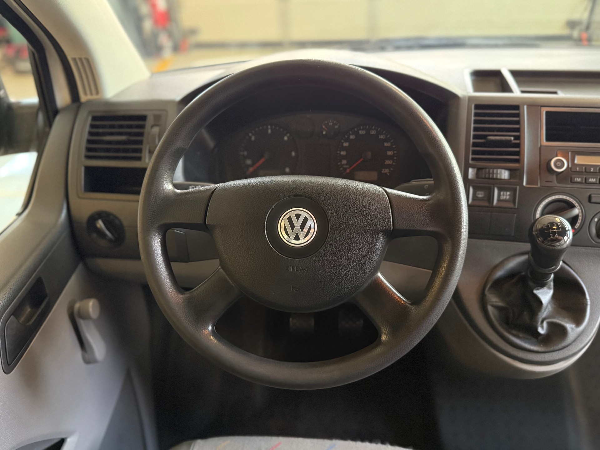VW T5 Transporter 1.9 TDI PD-image-12
