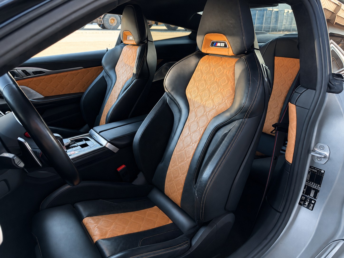 BMW M8 xDrive Steptronic M Competition Coupé | Carbon Paket | Bowers & Wilkins | 360° | ACC | Driving Assistant-image-9