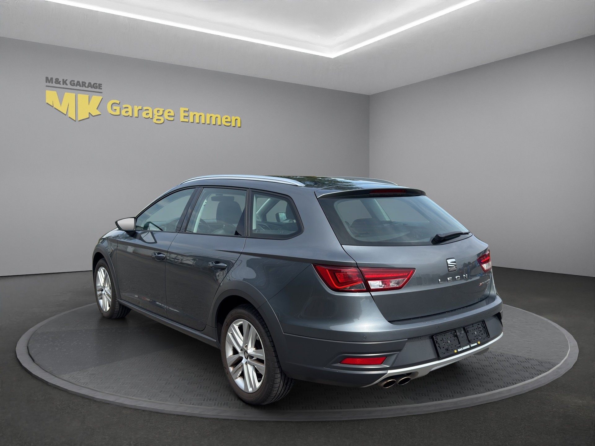 SEAT Leon ST 2.0 TDI X-Perience 4Drive DSG-image-2