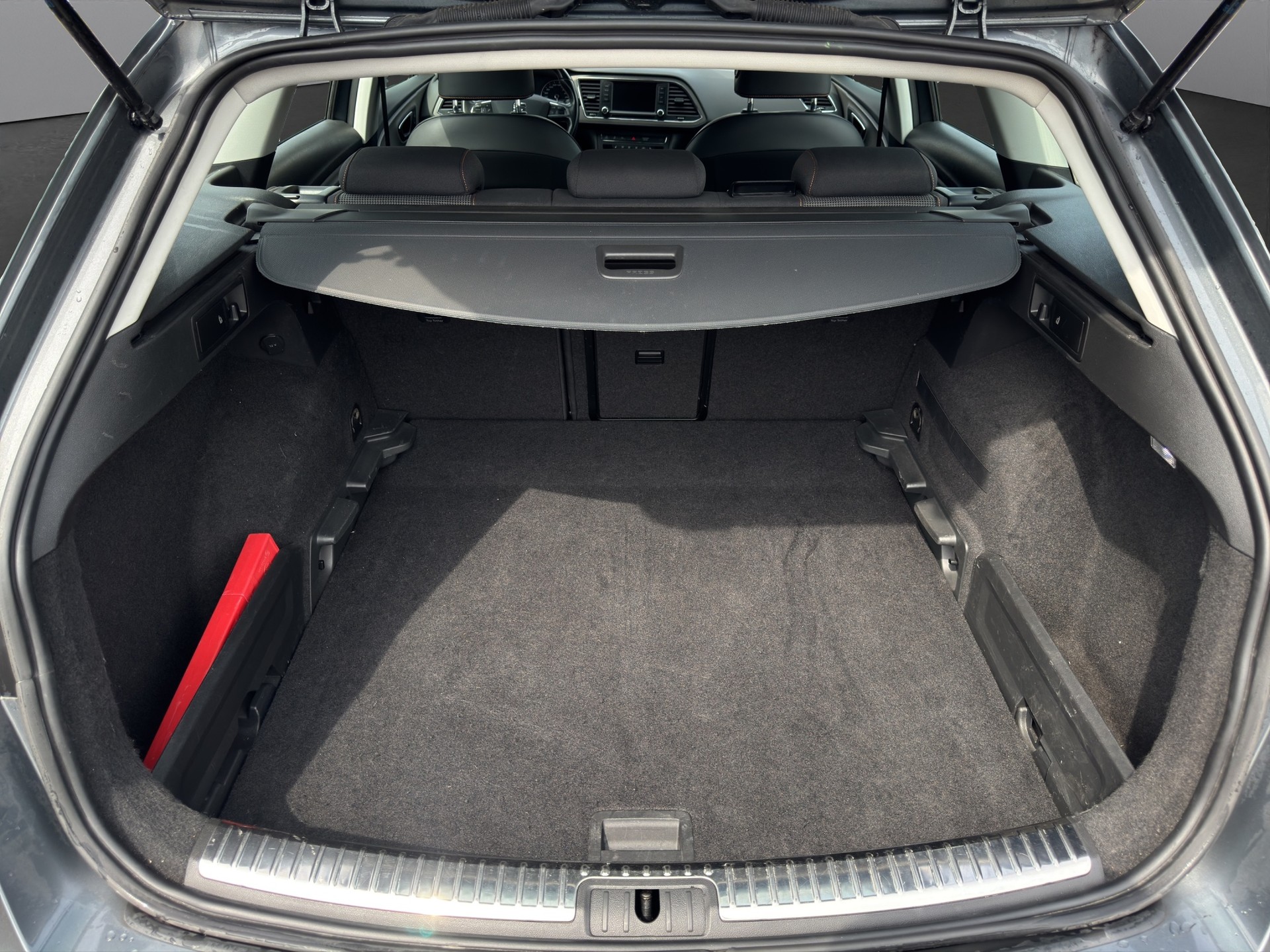 SEAT Leon ST 2.0 TDI X-Perience 4Drive DSG-image-8