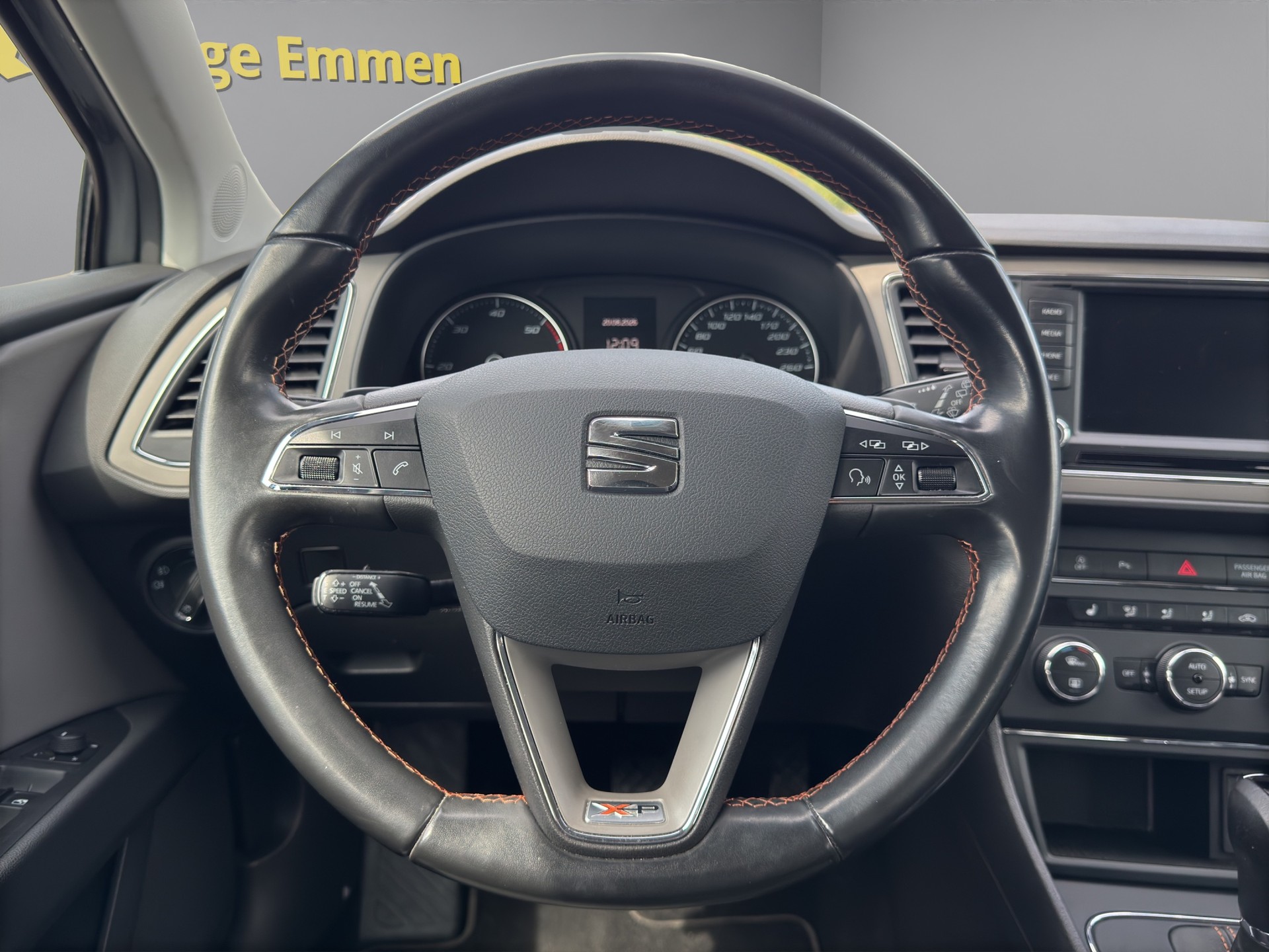 SEAT Leon ST 2.0 TDI X-Perience 4Drive DSG-image-12