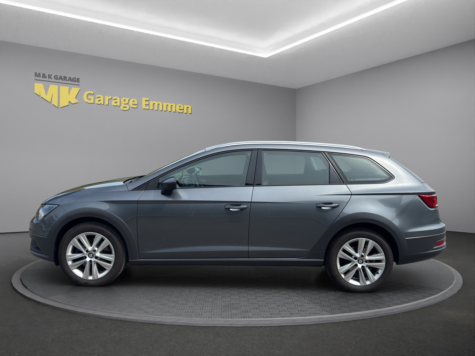 SEAT Leon ST 2.0 TDI X-Perience 4Drive DSG-image-1