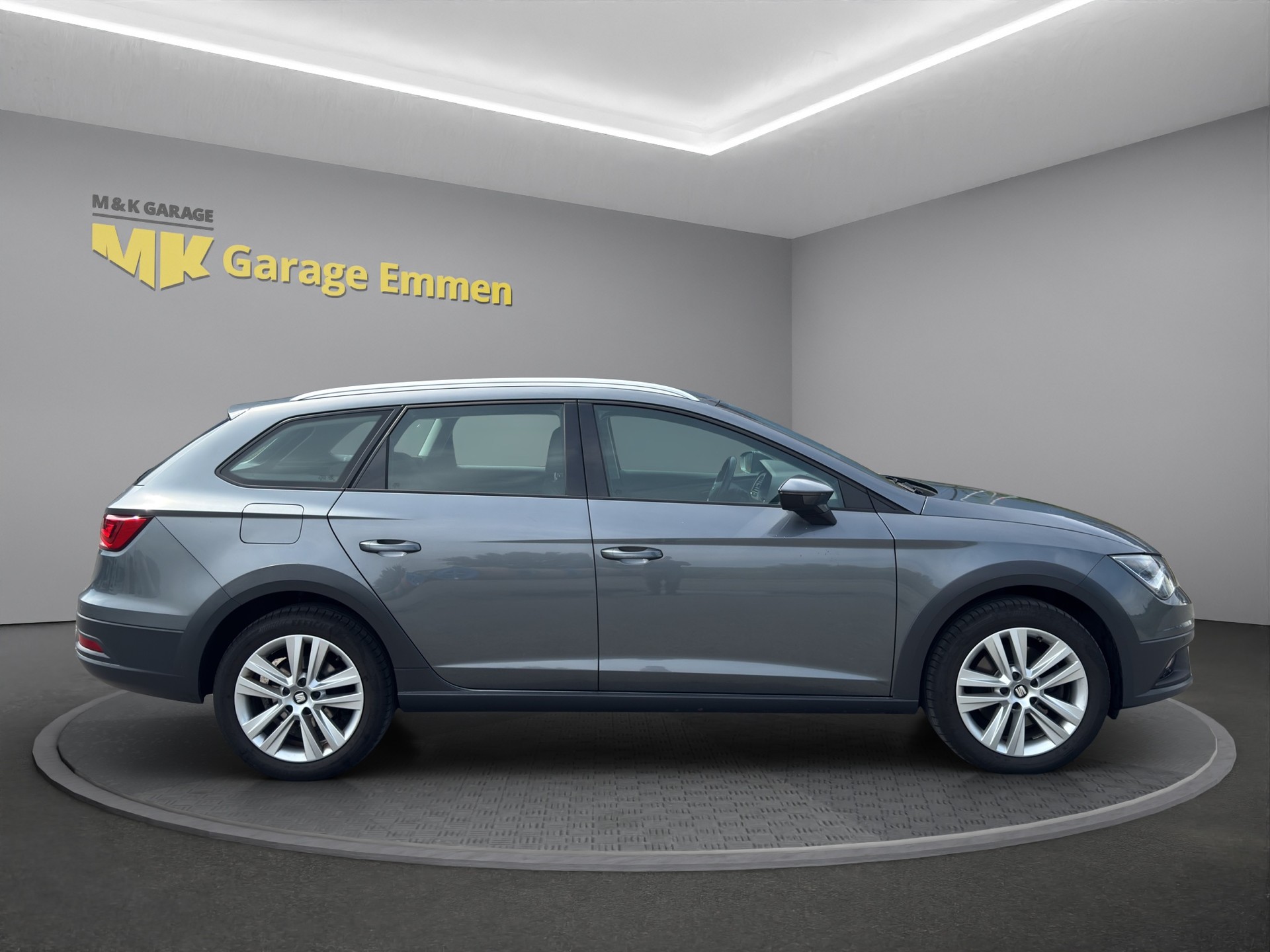 SEAT Leon ST 2.0 TDI X-Perience 4Drive DSG-image-5