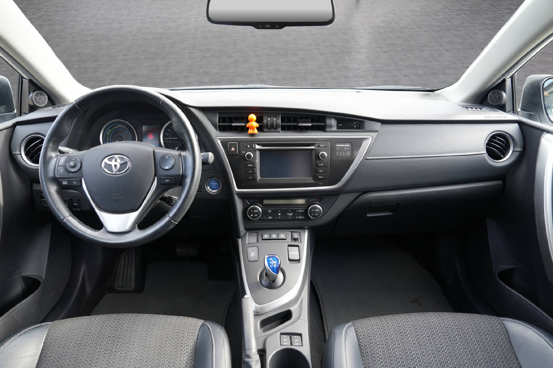 TOYOTA Auris Touring Sports 1.8 HSD Sol-image-8