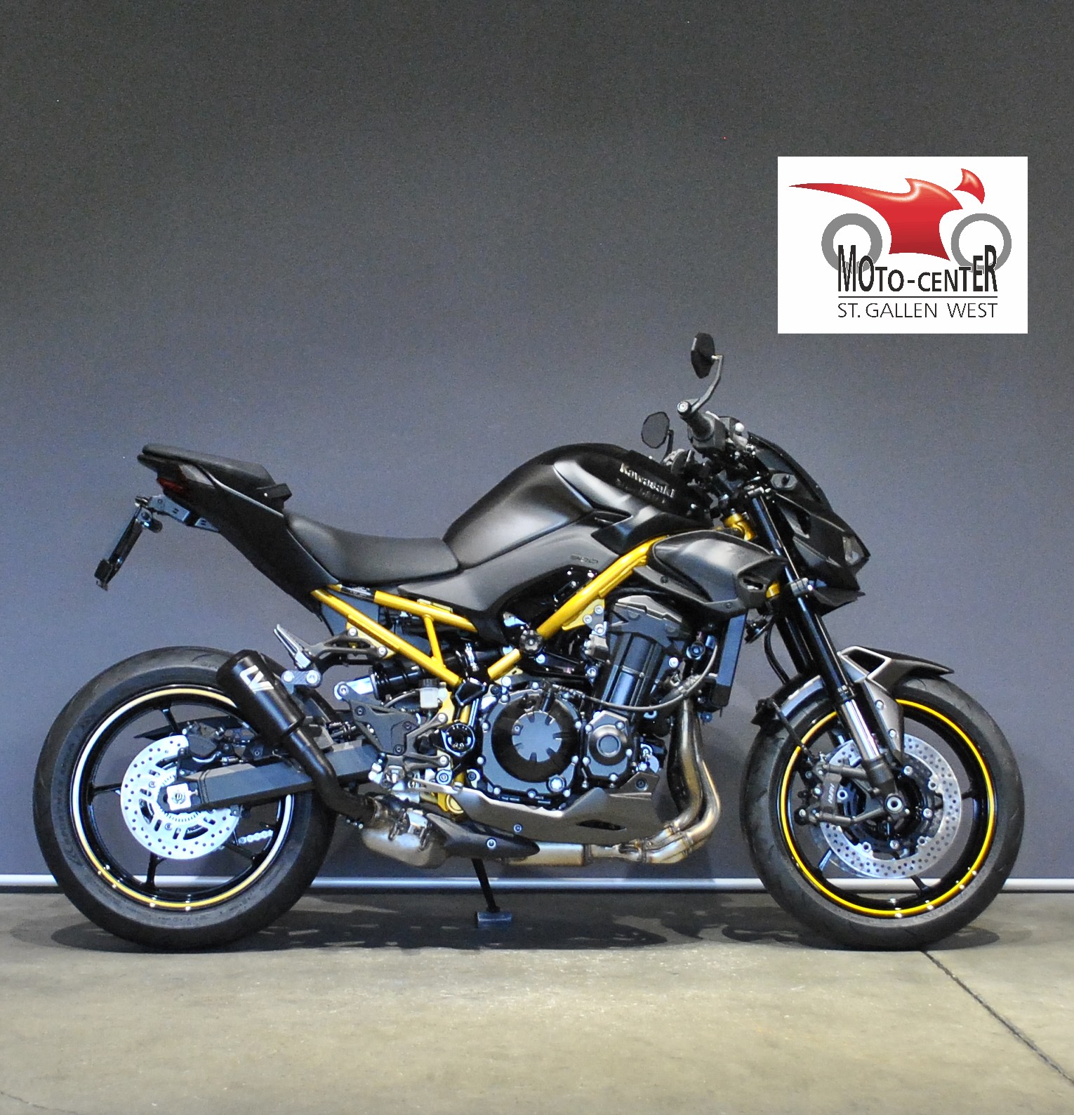 KAWASAKI Z 900 (35kW)-showroom-element-2