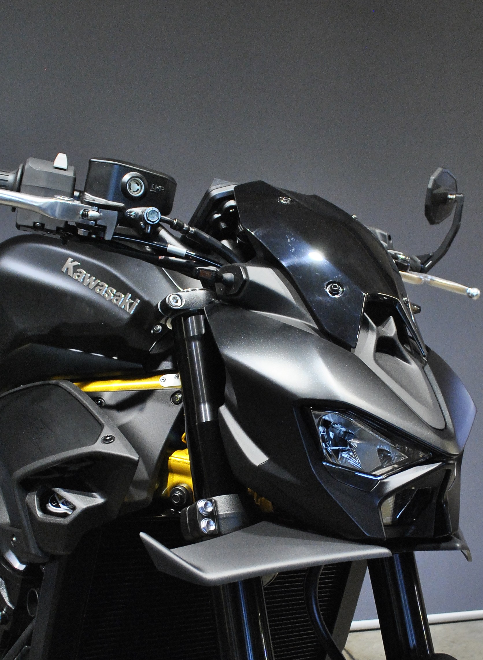 KAWASAKI Z 900 (35kW)-showroom-element-1