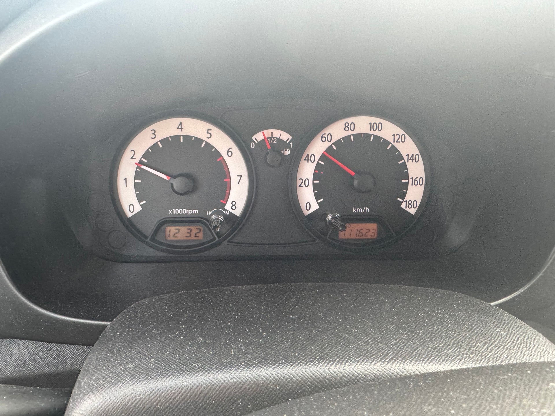 KIA Picanto 1.1 Trend-image-8