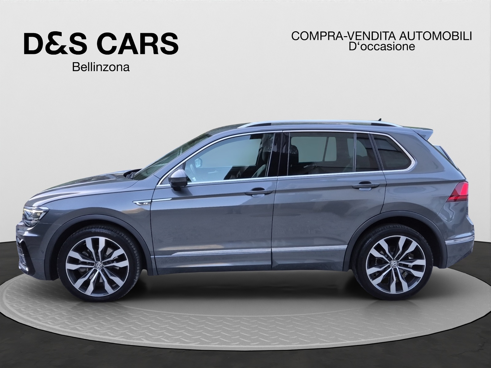 VW Tiguan 2.0 TDI R-LINE 4Motion DSG-image-2