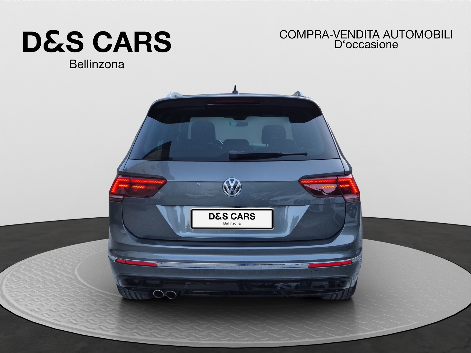 VW Tiguan 2.0 TDI R-LINE 4Motion DSG-image-4