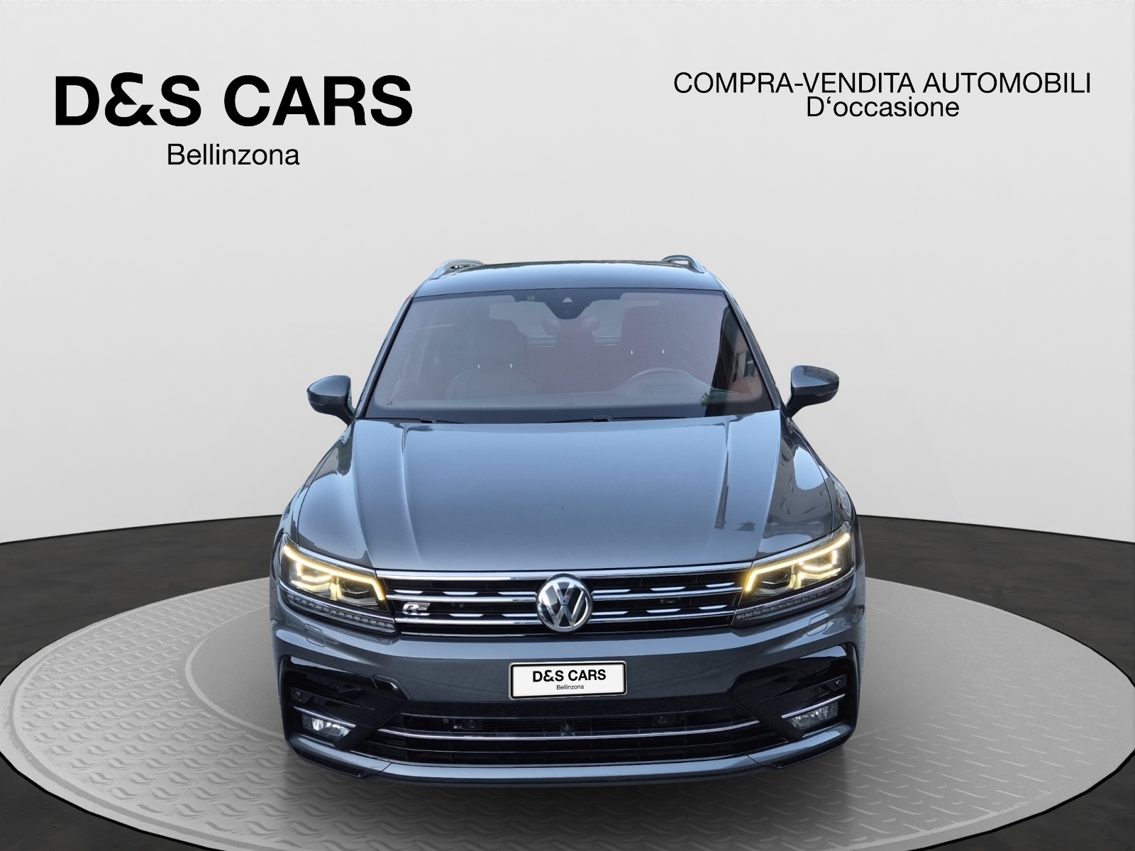 VW Tiguan 2.0 TDI R-LINE 4Motion DSG-image-8