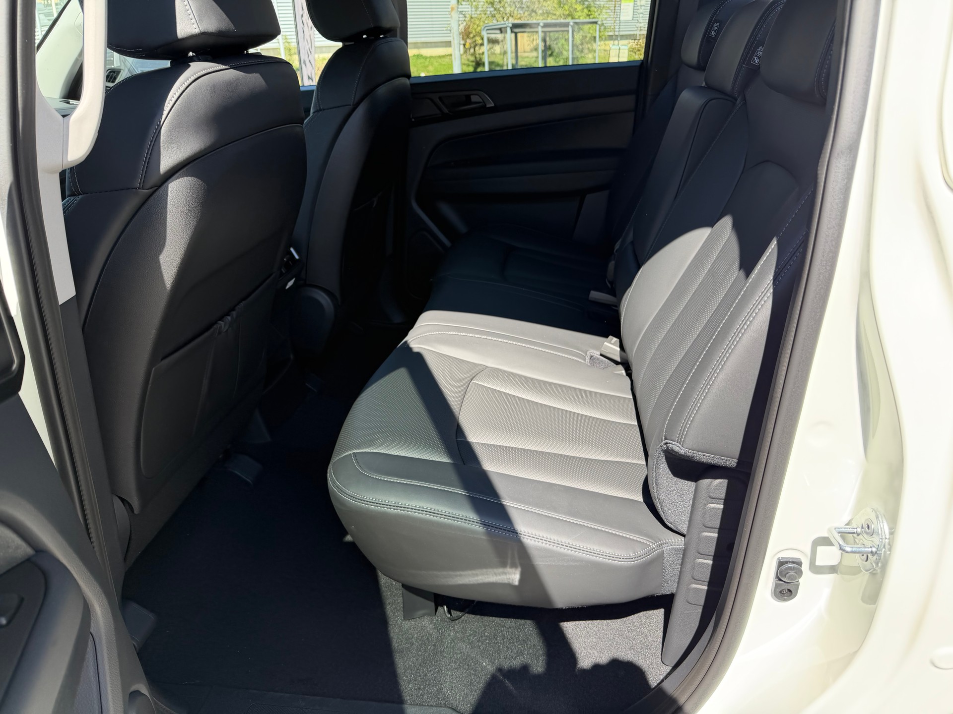 KGM-SsangYong Musso 2.2 Titanium 4WD A-image-13