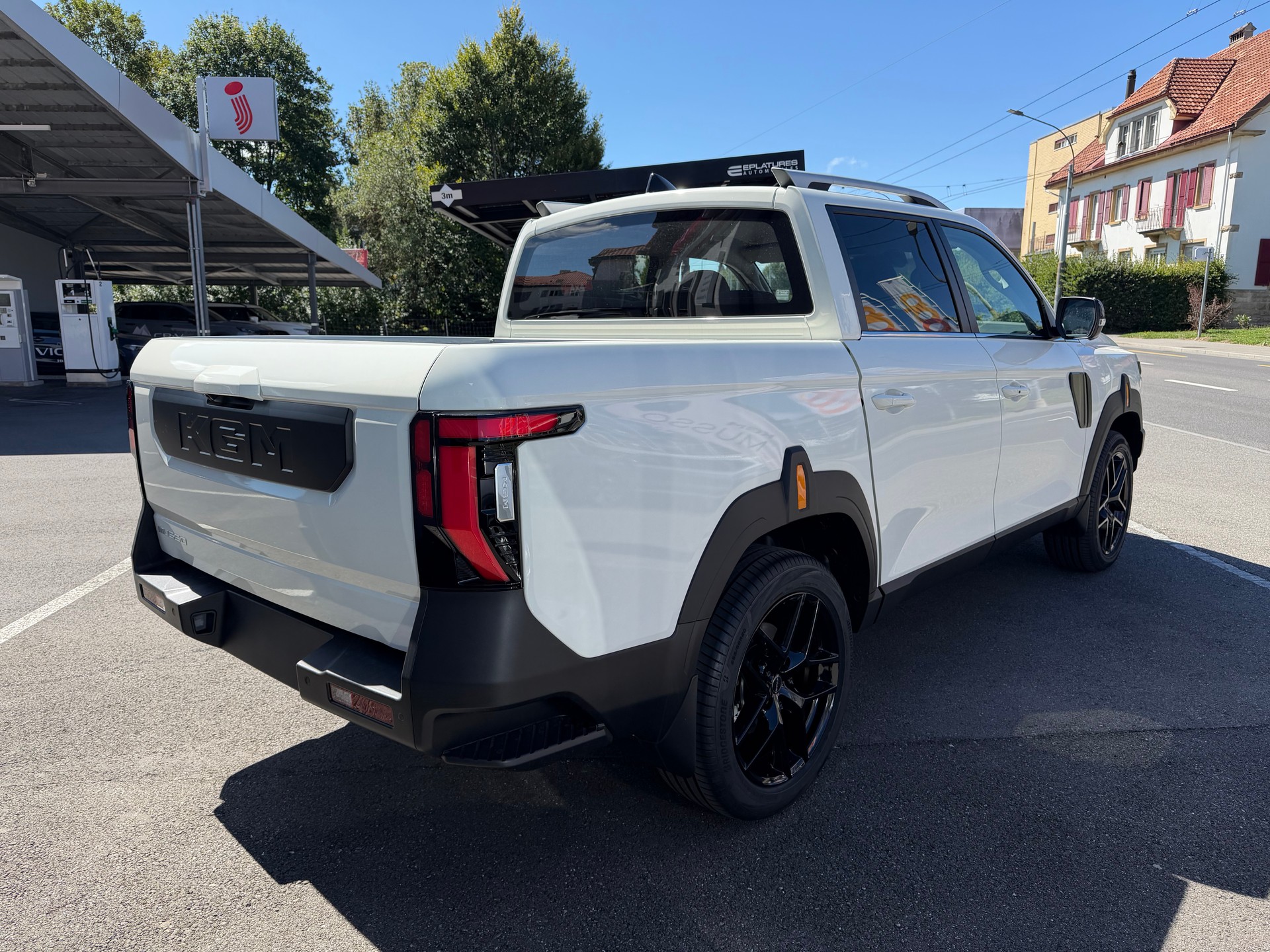 KGM-SsangYong Musso 2.2 Titanium 4WD A-image-9