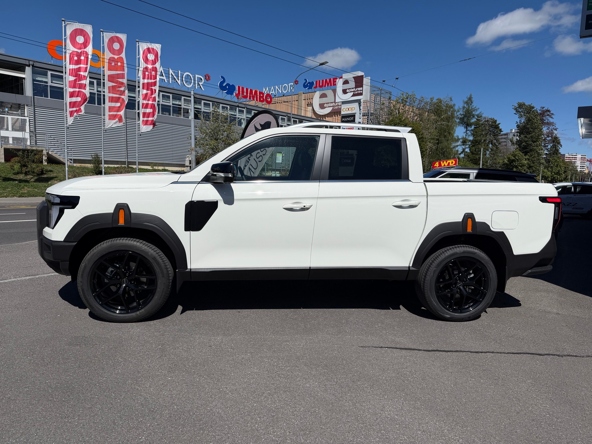 KGM-SsangYong Musso 2.2 Titanium 4WD A-image-7