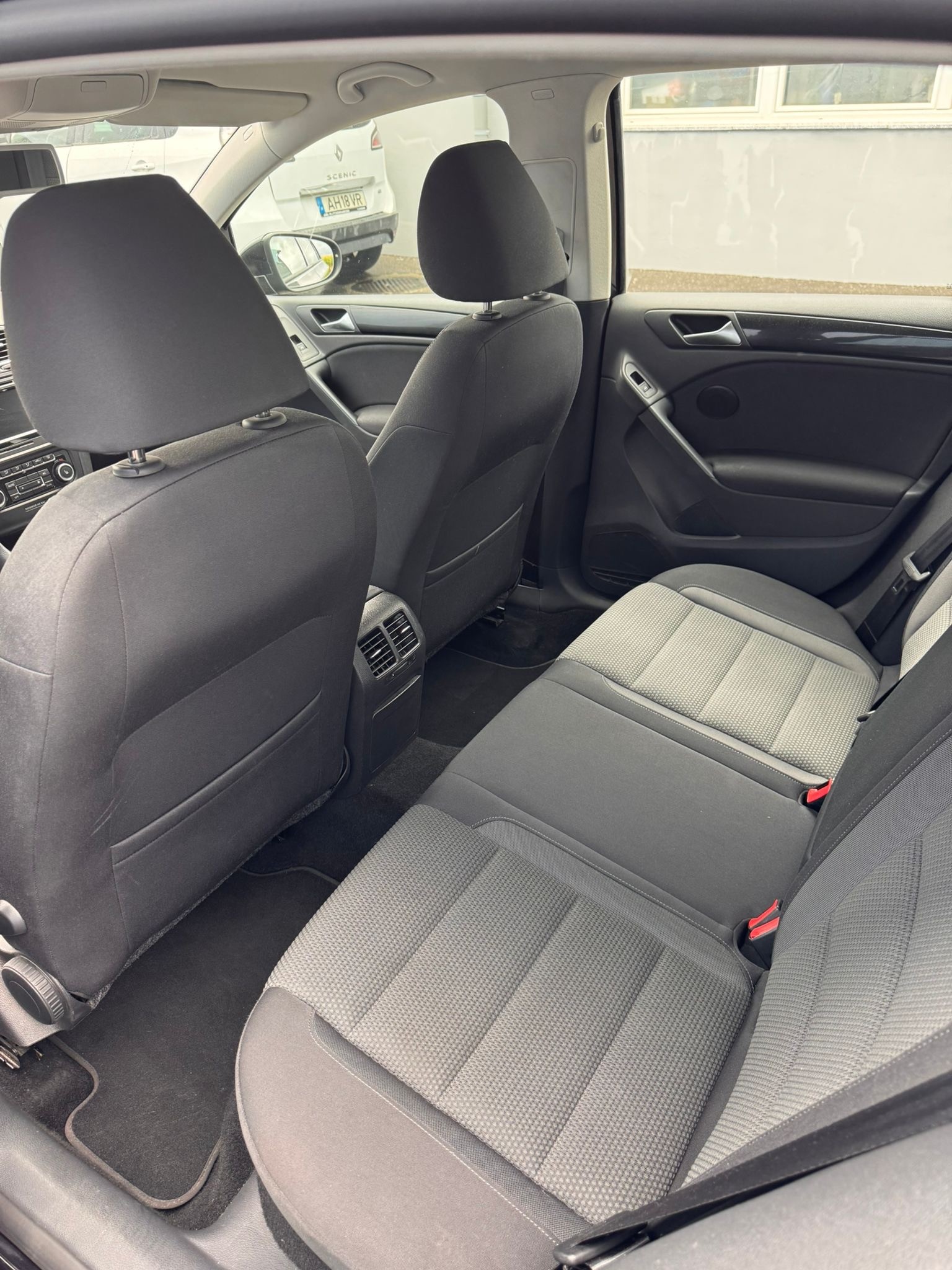 VW Golf 1.4 TSI Team DSG-image-9