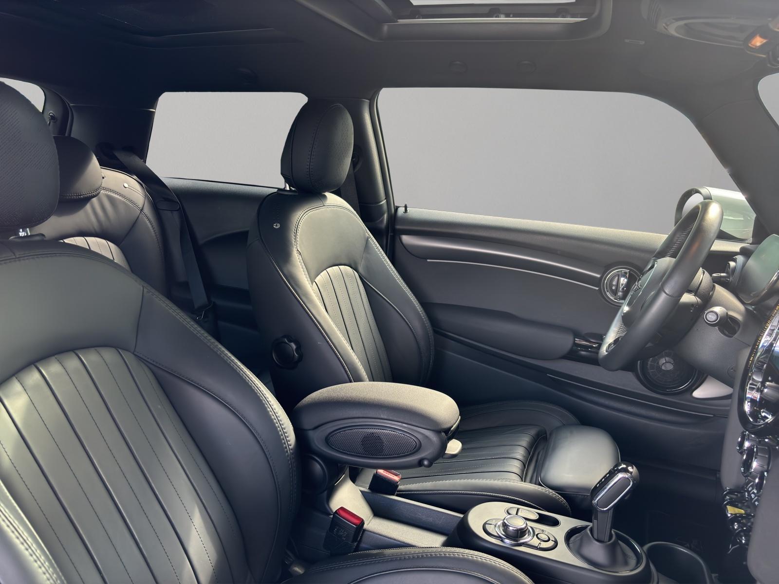 MINI F56 Cooper SE-image-14