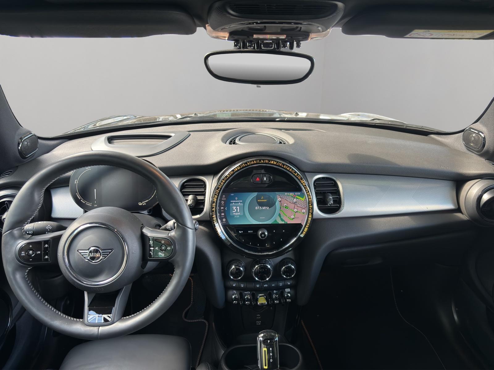 MINI F56 Cooper SE-image-7