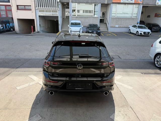 VW Golf 2.0 TSI GTI DSG-image-3