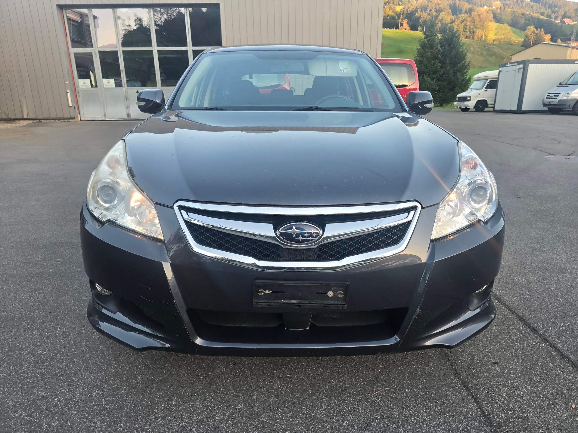 SUBARU Legacy 2.0i Swiss AWD