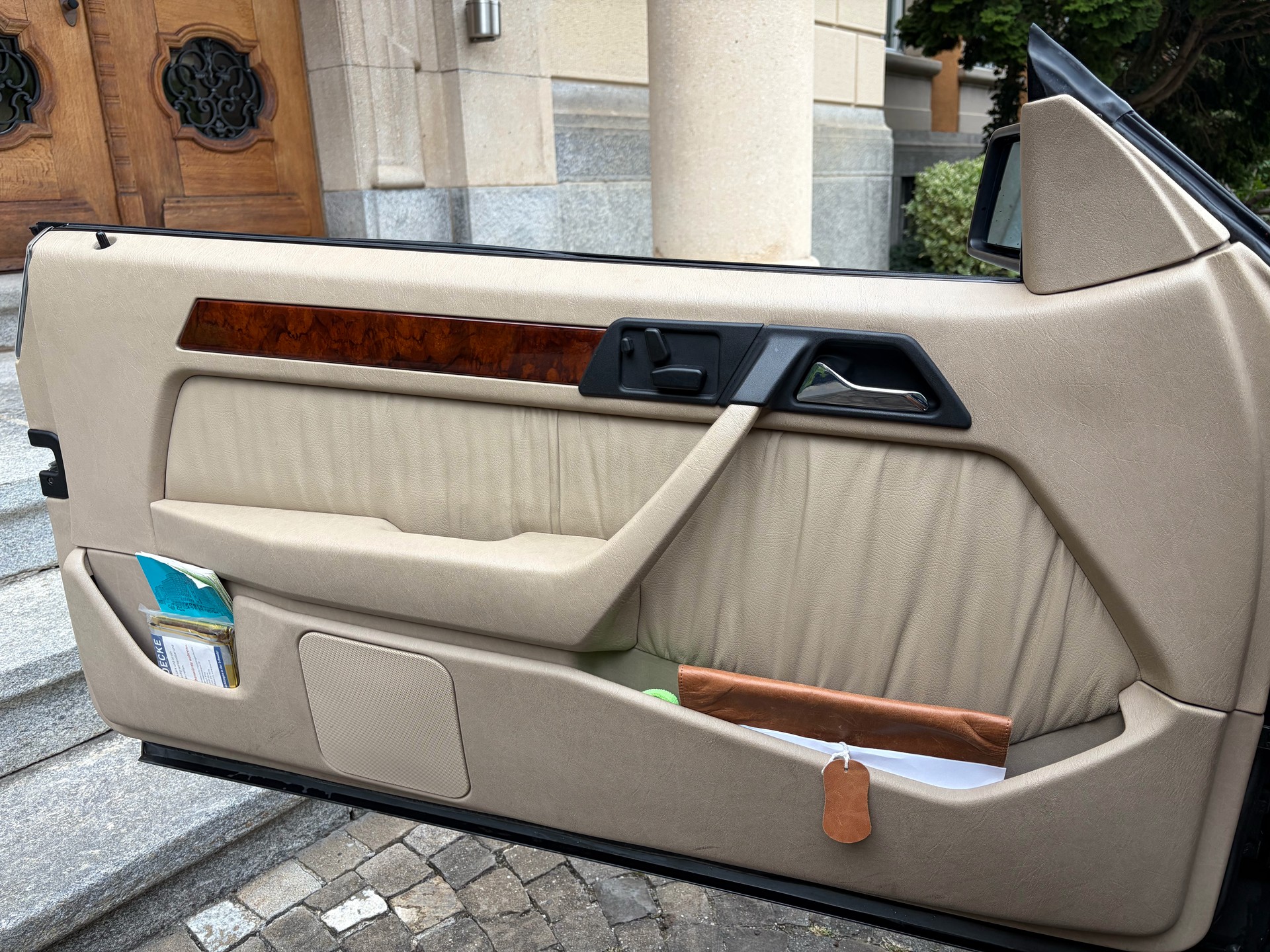 MERCEDES-BENZ-image-11