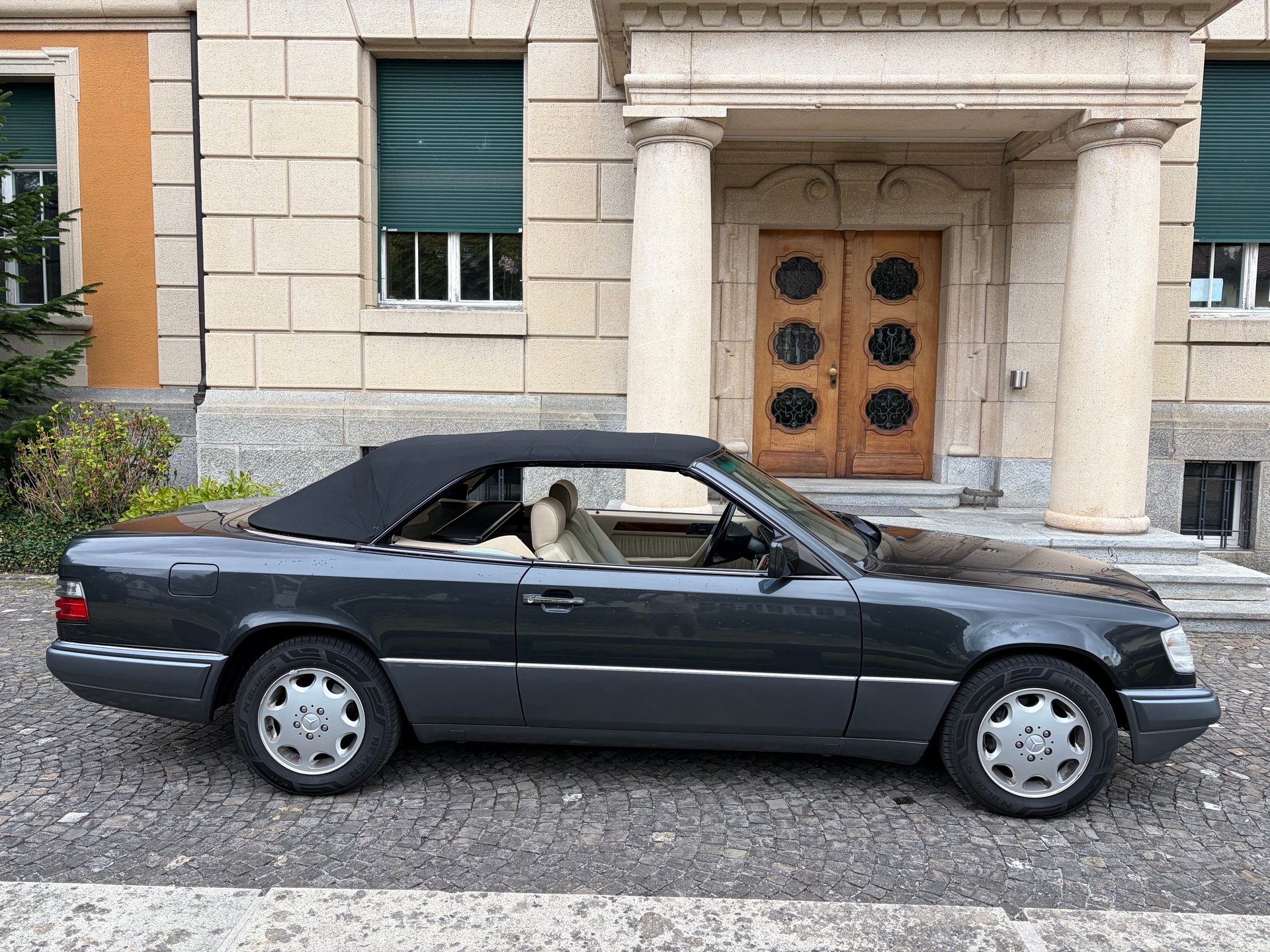 MERCEDES-BENZ-image-4