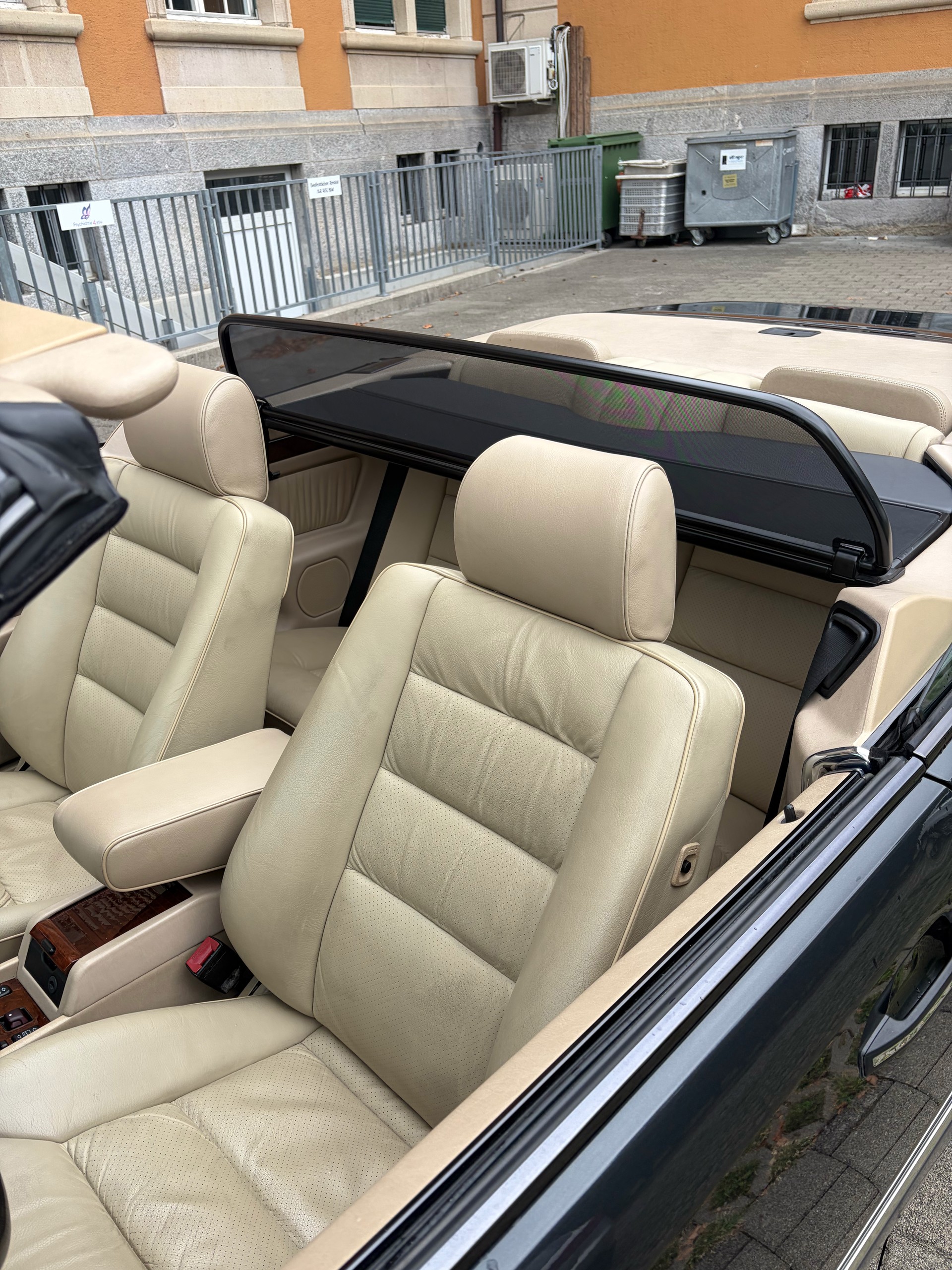 MERCEDES-BENZ-image-17