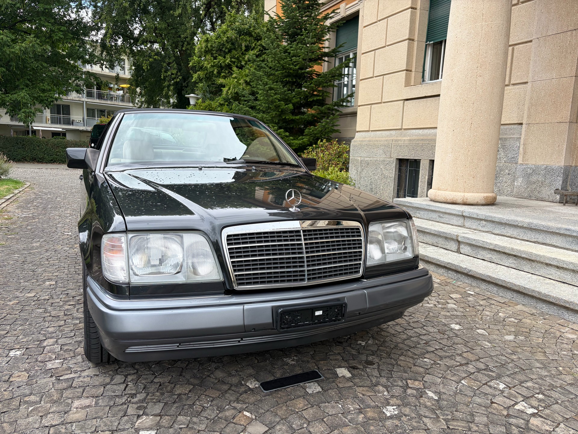 MERCEDES-BENZ-image-1