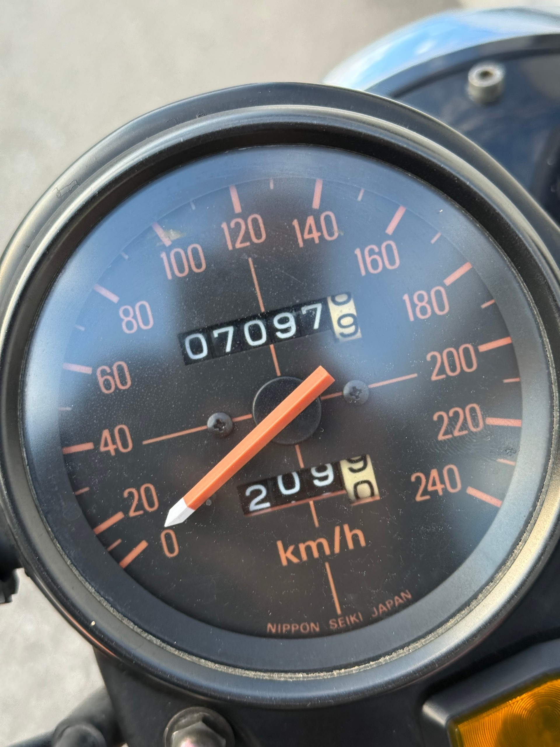 HONDA CB 900 F-image-8