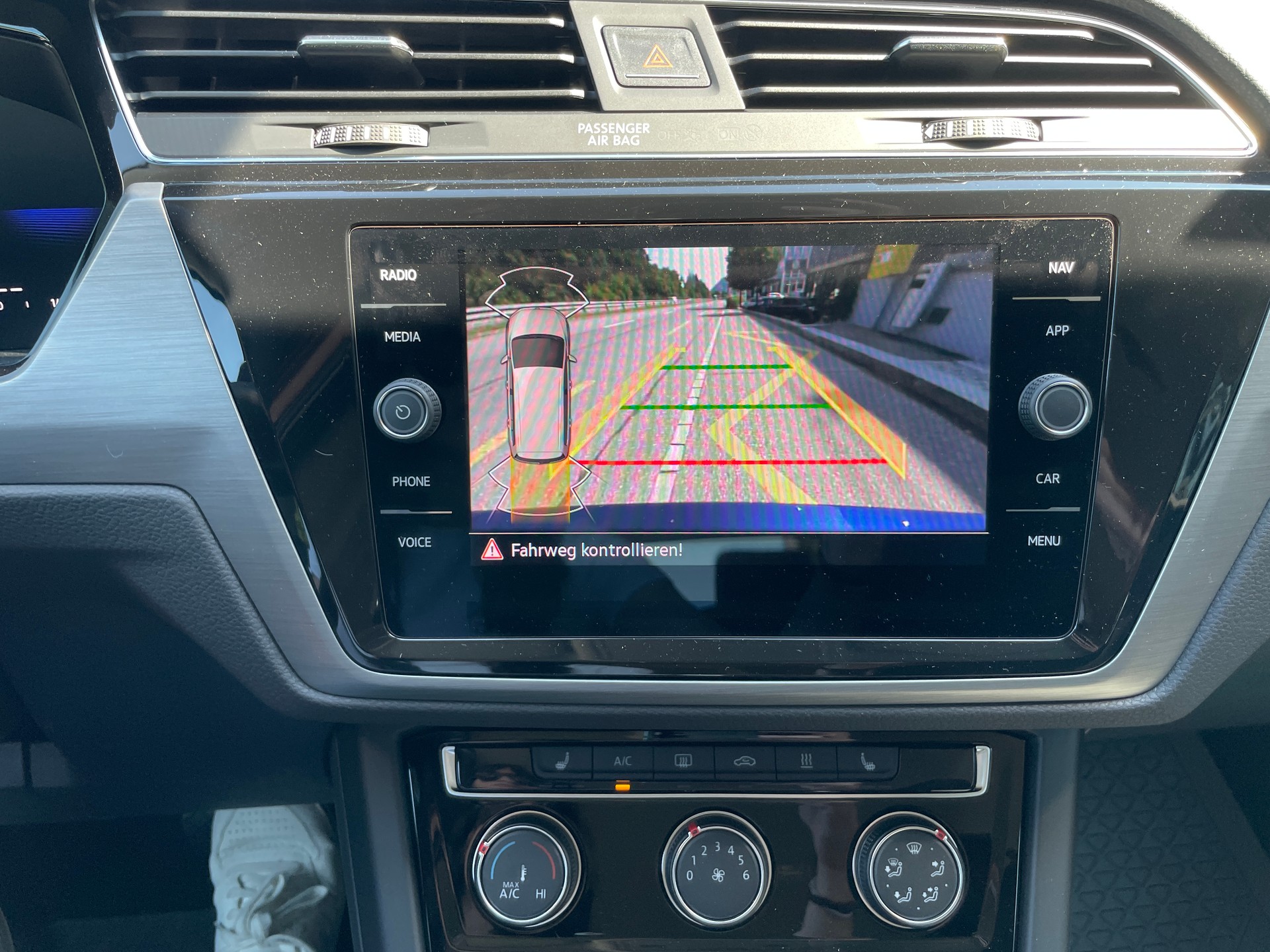 VW Touran 1.5 TSI EVO Comfortline DSG, 7-Sitzer, AHK und Standheizung-image-29
