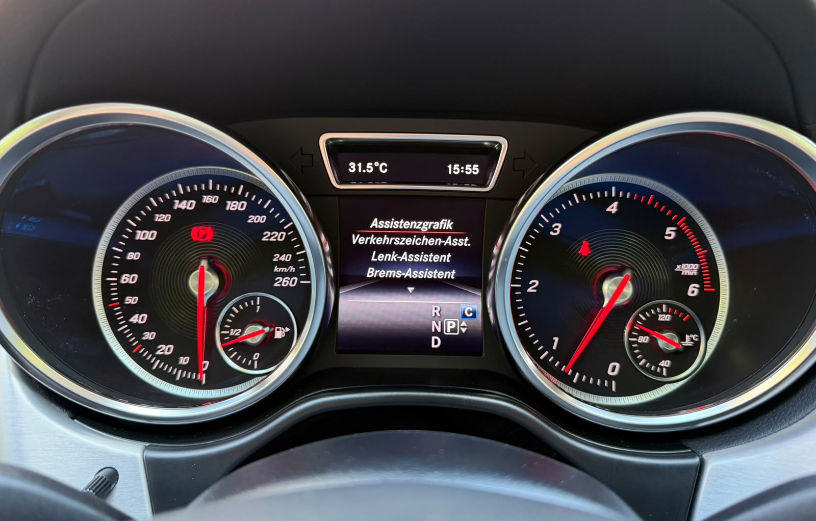 MERCEDES-BENZ GLE Coupé 350 d 4Matic 9G-Tronic AMG Line-image-29