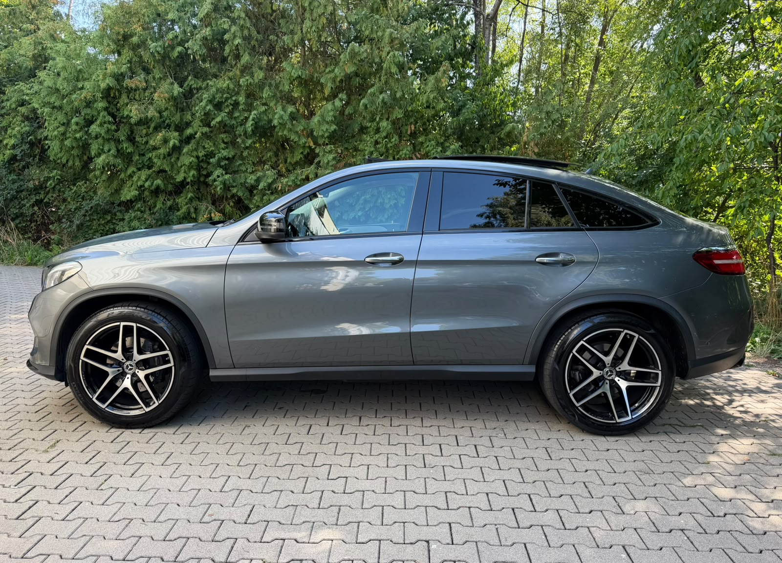 MERCEDES-BENZ GLE Coupé 350 d 4Matic 9G-Tronic AMG Line-image-1