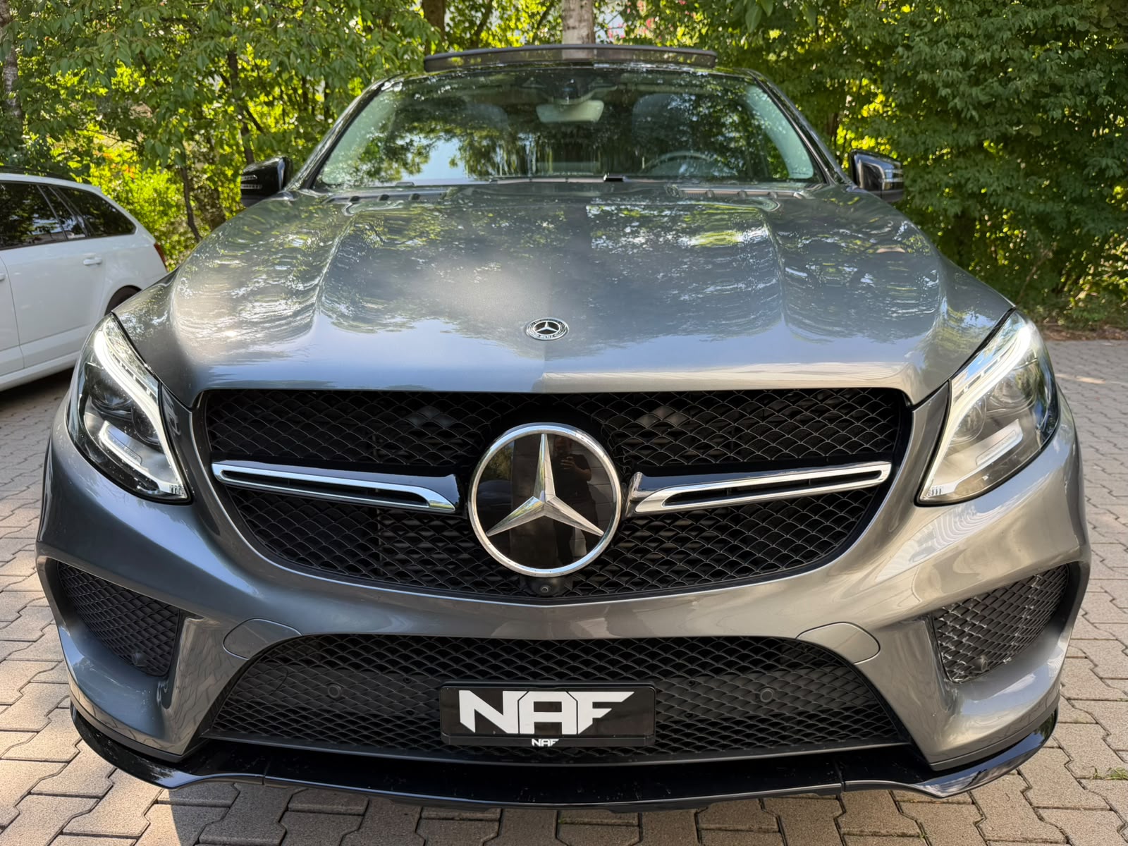 MERCEDES-BENZ GLE Coupé 350 d 4Matic 9G-Tronic AMG Line-image-7