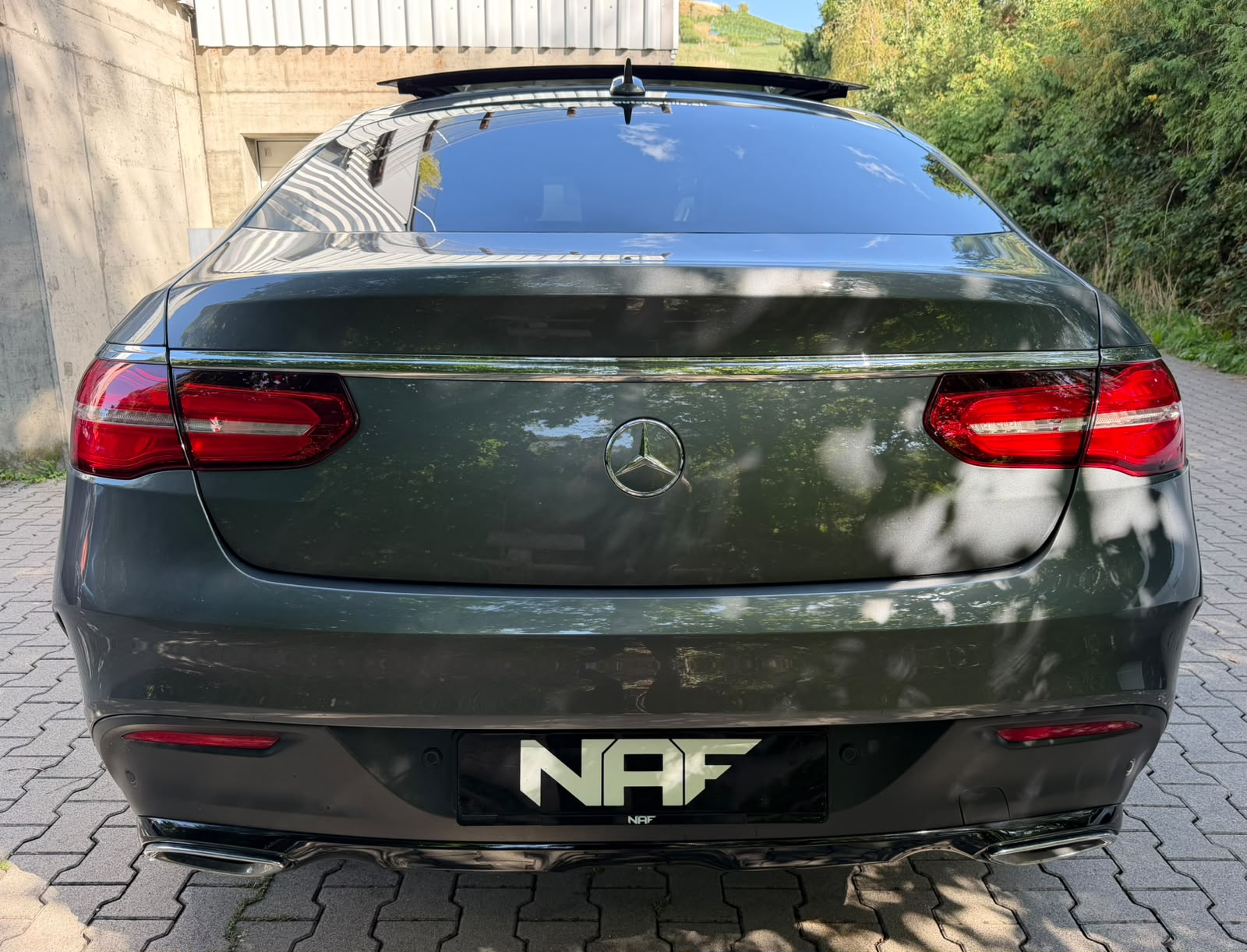 MERCEDES-BENZ GLE Coupé 350 d 4Matic 9G-Tronic AMG Line-image-3
