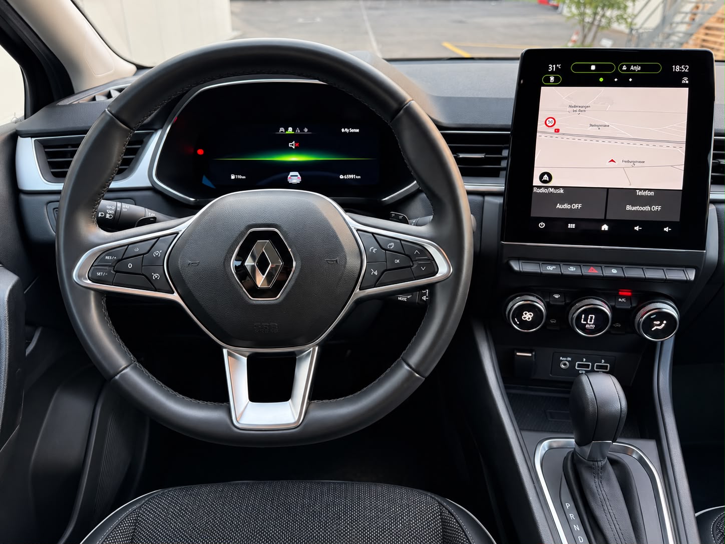 RENAULT Captur 1.3 TCe Techno EDC-image-10
