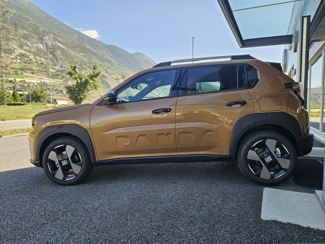 FIAT Grande Panda La Prima-image-3