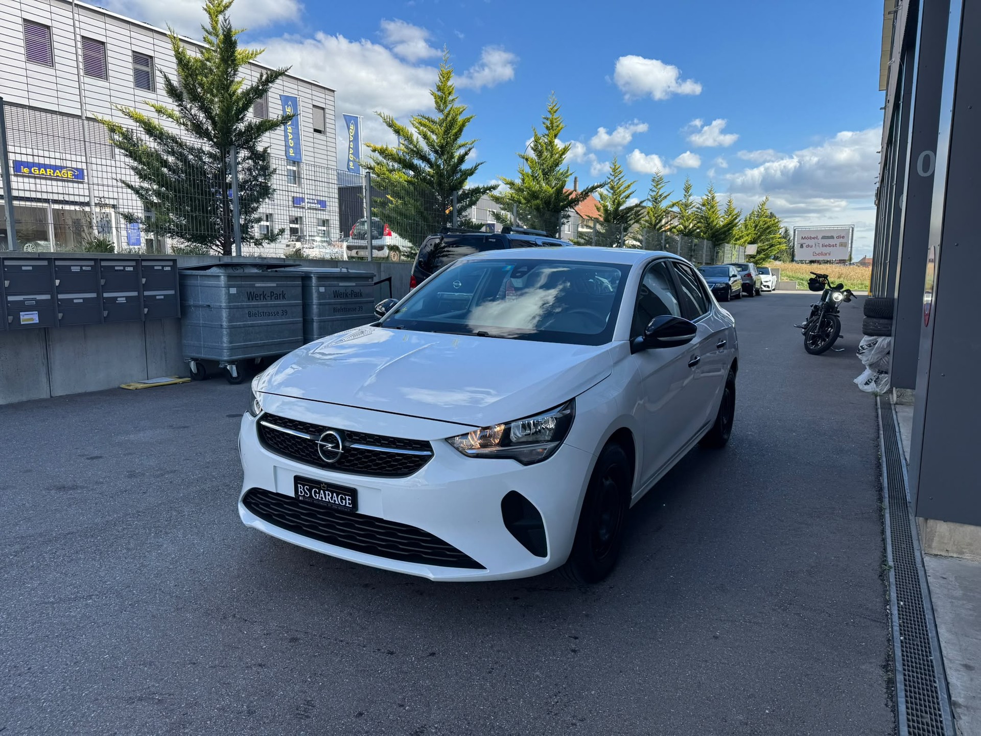 OPEL Corsa 1.2 TP Edition-image-1