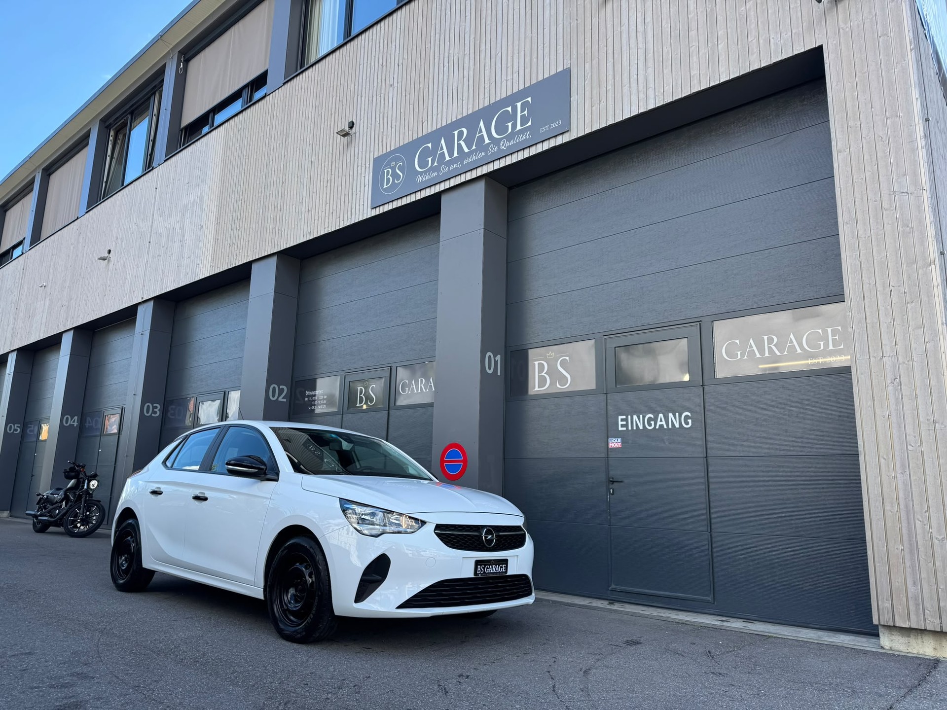 OPEL Corsa 1.2 TP Edition-image-0