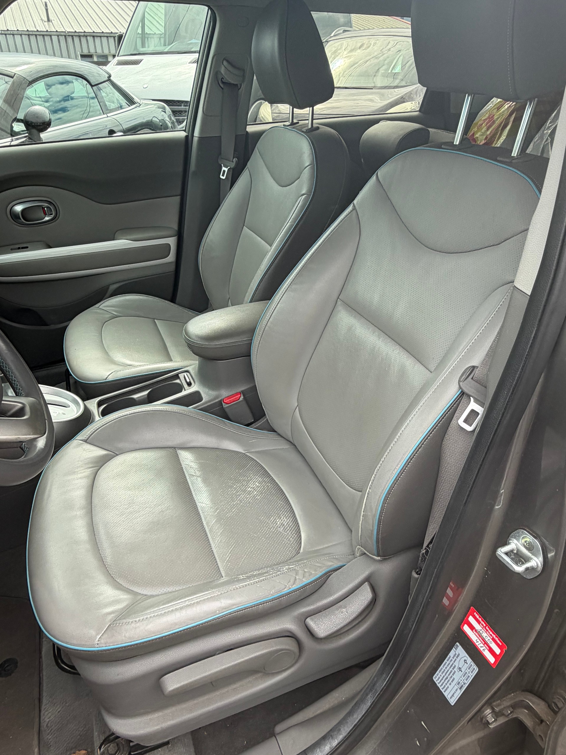 KIA Soul EV Trend-image-4