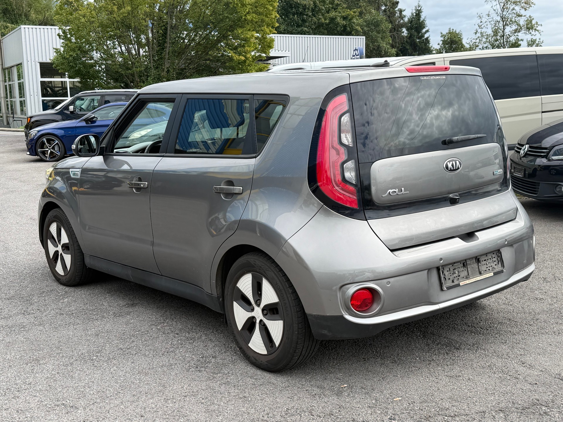 KIA Soul EV Trend-image-3