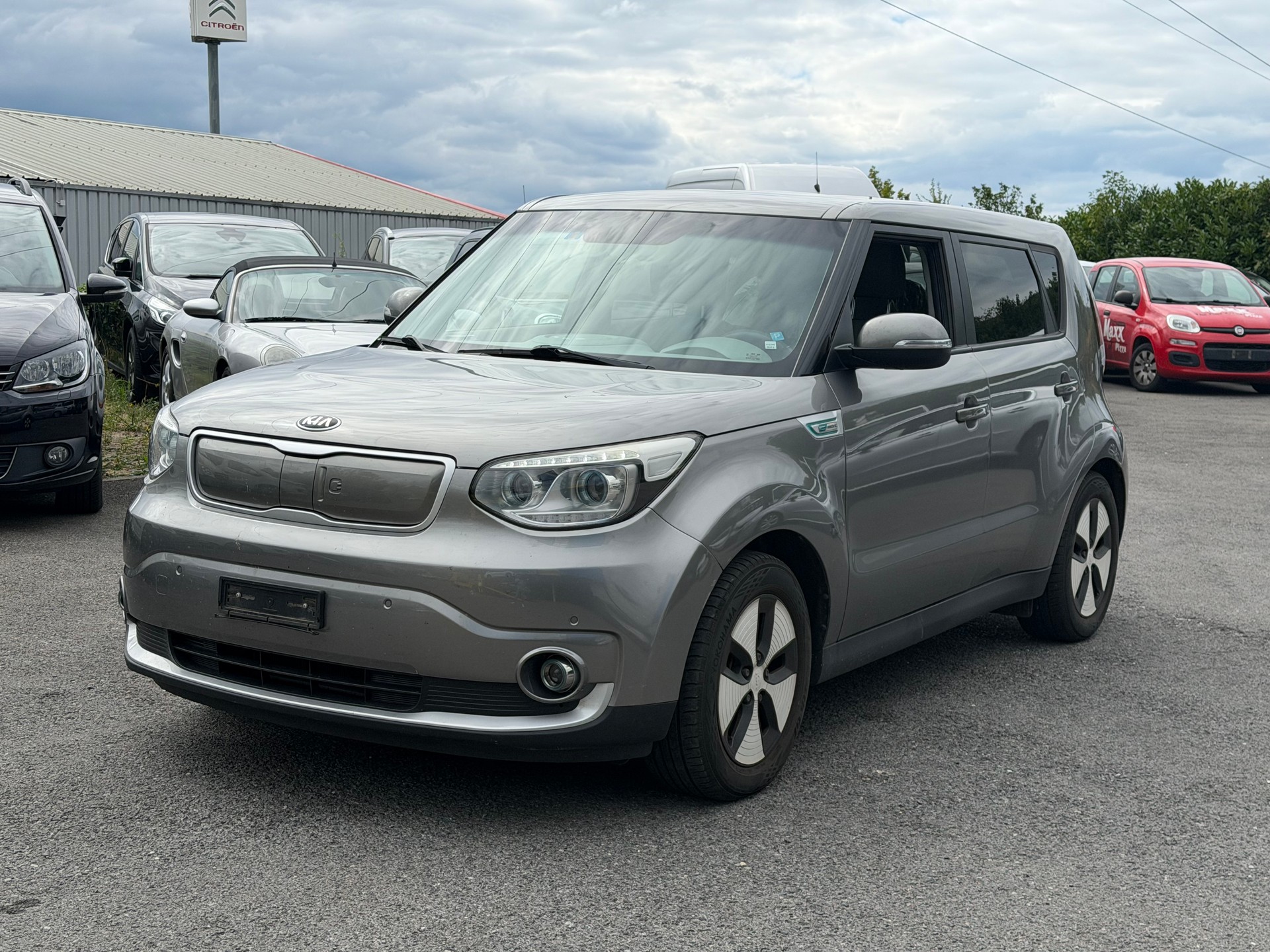 KIA Soul EV Trend-image-0