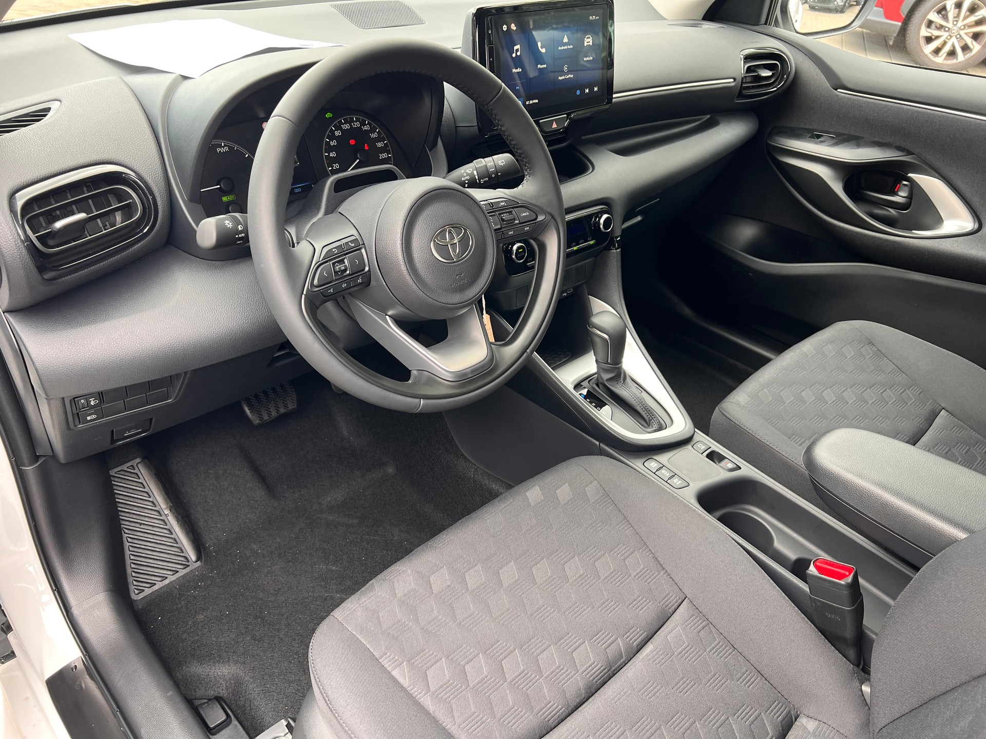 TOYOTA Yaris 1.5 VVT-i HSD Comfort-image-7