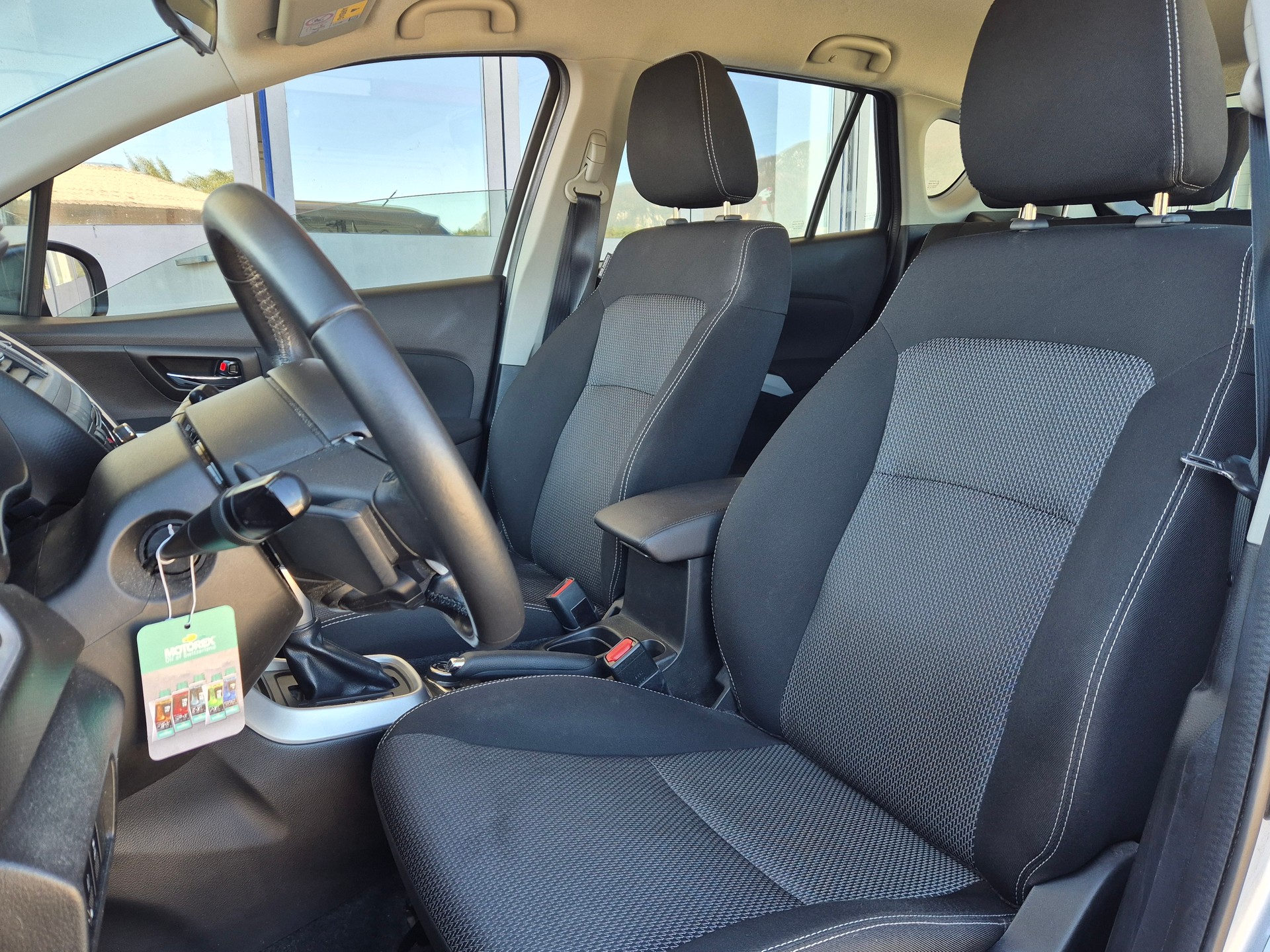 SUZUKI SX4 S-Cross 1.6 16V Compact Top 4WD CVT7-image-13