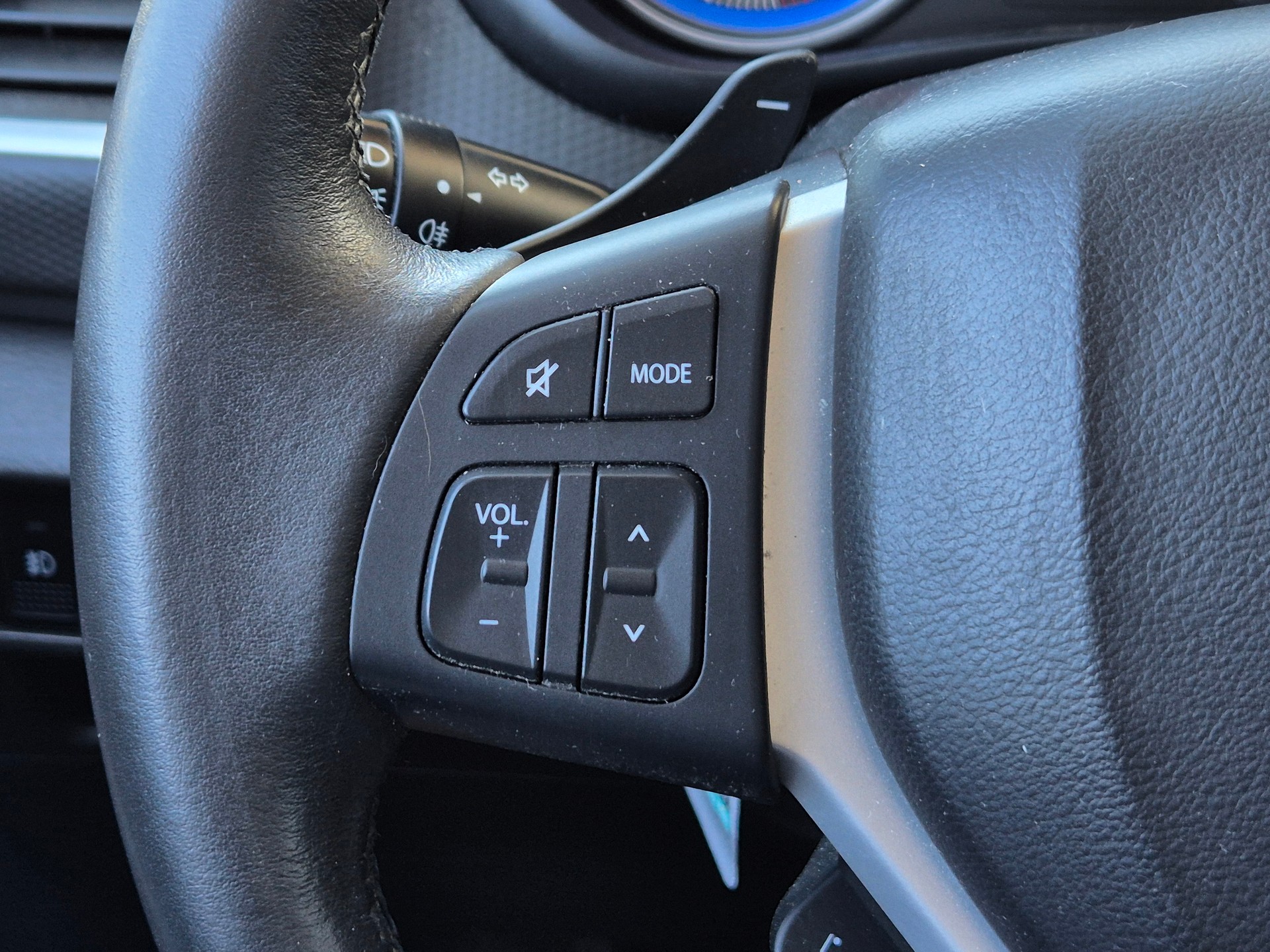 SUZUKI SX4 S-Cross 1.6 16V Compact Top 4WD CVT7-image-17